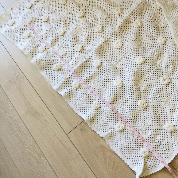 Handmade White Crocheted Baby Crib Blanket with Flower Granny Squares - Picture 4 of 7